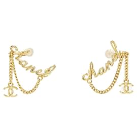 Chanel-Chanel Gold Stud Earrings-Golden