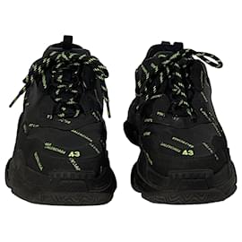 Balenciaga-Balenciaga Triple S All Over Logo Sneakers in Black Leather-Black