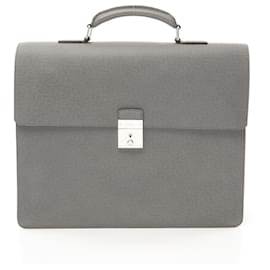 Louis Vuitton-Louis Vuitton Taiga Neo Robusto 3 Briefcase M32621-Grey
