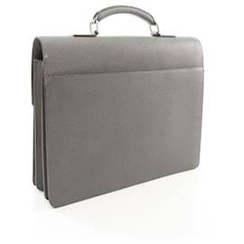 Louis Vuitton-Louis Vuitton Taiga Neo Robusto 3 Briefcase M32621-Grey