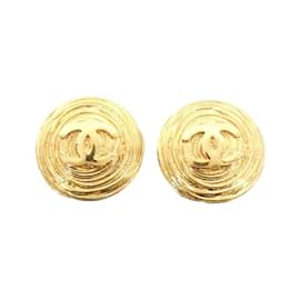 Chanel-Chanel Gold Clip Earrings-Golden