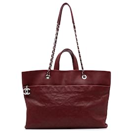 Chanel-Chanel Red CC Quilted Caviar Tote-Red,Dark red