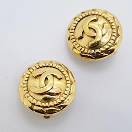 Chanel-Chanel Gold Plated Clip Earrings-Golden