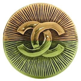 Chanel-Chanel Gold Metal Brooch-Golden