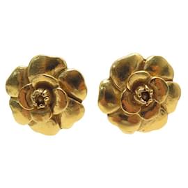 Chanel-VINTAGE CHANEL LARGE CLIP EARRINGS CAMELIA GOLD 1970-Golden