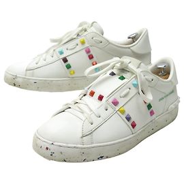 BASKETS VALENTINO ROCKSTUD UNBETITELT OFFEN FÜR EINE ÄNDERUNG 41 IT 42 FR SNEAKERS Weiß