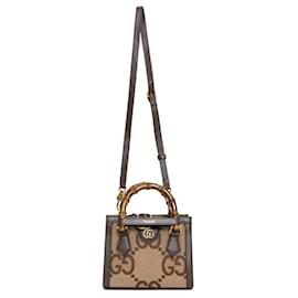 Gucci-Gucci Diana Jumbo GG Mini Bamboo Crossbody Bag-Brown