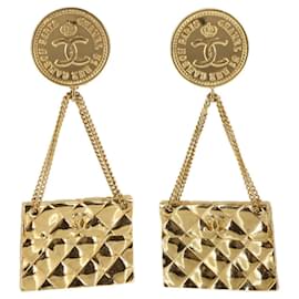 Chanel-Chanel 31 Rue Cambon Matelasse Bag Motif Clip Earrings-Golden