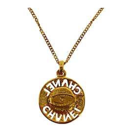 Chanel-Chanel Gold and White Metal Faux Pearl Necklace-White,Golden