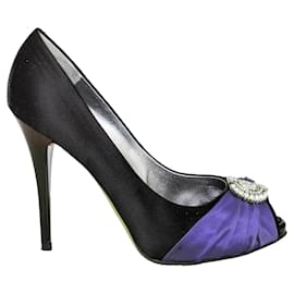 Giuseppe Zanotti-Giuseppe Zanotti Embellished Satin Pumps-Black