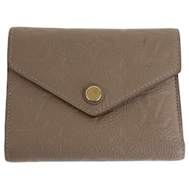 Louis Vuitton-Carteira Victorine Monogram Empreinte Louis Vuitton-Bege,Cinza