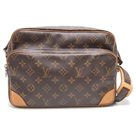 Louis Vuitton-Bolsa de Ombro Monograma Nile da Louis Vuitton-Marrom