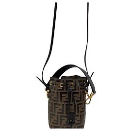 Borsa a secchiello Mini Mon Tresor FF di Fendi in pelle marrone Marrone