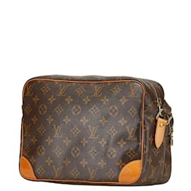 Louis Vuitton-Bolsa de Ombro Monogram Nile da Louis Vuitton-Marrom