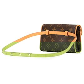 Louis Vuitton-Pochette Florentine Monograma Marrom Louis Vuitton-Marrom