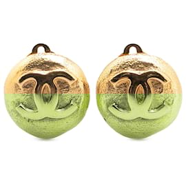 Chanel-Chanel Gold Gold Plated CC Round Clip On Earrings-Golden