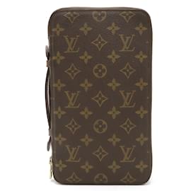 Louis Vuitton-Estojo de viagem Monogram Poche Escapade Louis Vuitton-Marrom,Outro,Monograma