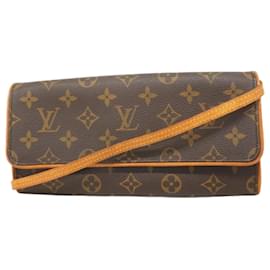 Louis Vuitton-Bolsa de Ombro Pochette Twin GM Monograma Louis Vuitton-Marrom