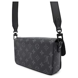 Louis Vuitton-Louis Vuitton Montsouris-Black