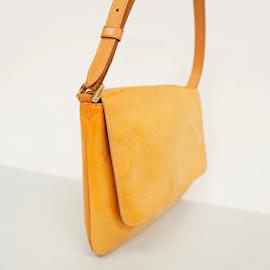 Louis Vuitton-Bolsa de Ombro Thompson Street Vernis Louis Vuitton-Bege