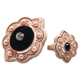 Conjunto de anéis de plástico rosa com pérolas falsas da Gucci Rosa