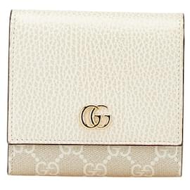 Gucci-Gucci GG Supreme Marmont Bi-fold Wallet-White,Beige