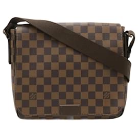 Louis Vuitton-Bolsa de Ombro Damier District PM Louis Vuitton-Marrom