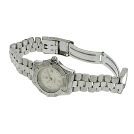 Tag Heuer-TAG Heuer Professional Quartz Watch WN1313-Silvery