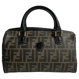 Fendi-Fendi Zucca FF Leather Handbag-Black