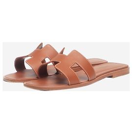 Hermès Brown Oran sandals - size EU 37.5 (UK 4.5) Brown