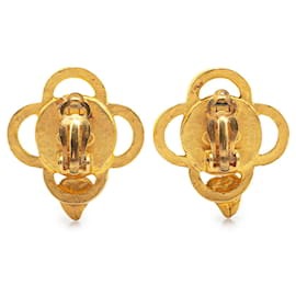 Chanel-Chanel Gold Gold Plated Gripoix Clover Clip On Earrings-Golden