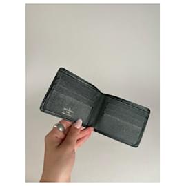 Louis Vuitton-LOUIS VUITTON Purses, wallets & cases T.  Leather-Green