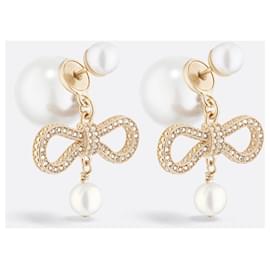 Dior-Dior tribal earrings-White
