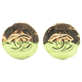 Chanel-Chanel Gold Gold Plated CC Clip On Earrings-Golden