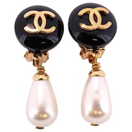 Chanel-Chanel Clip Earrings with Coco Mark-Black,Golden