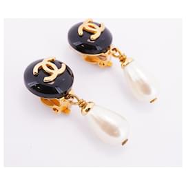 Chanel-Chanel Clip Earrings with Coco Mark-Black,Golden