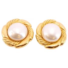 Chanel-Chanel Gold Plated Clip Earrings-Golden