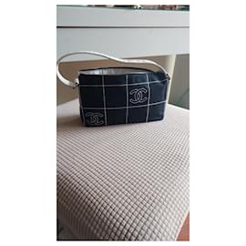 Chanel-Chanel Baguette en toile noire CC noir et blanc-Noir,Crème