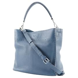 Fendi-Fendi Selleria Anna Small Bucket Shoulder Bag-Blue