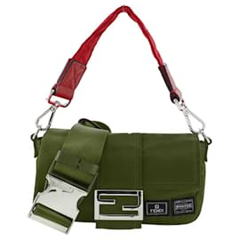 Fendi-Fendi Mamma Bucket Porter Shoulder Bag-Red