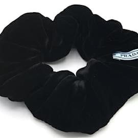 Prada-Chouchou en cuir noir Prada-Noir