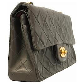Chanel-Sac à épaule en agneau noir Chanel-Noir