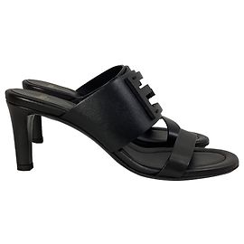 Fendi Baguette Sandalen mit Absatz aus schwarzem Leder Schwarz