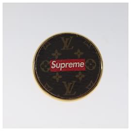 Louis Vuitton-LOUIS VUITTON Supreme Pin Badge metal Gold MP2076 LV Auth bs24973A-Golden,Monogram