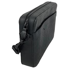 Louis Vuitton-Sac à épaule Monogram Shadow Trio de Louis Vuitton-Noir