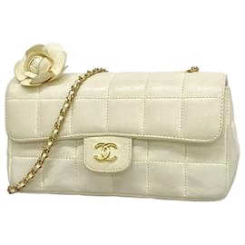 Chanel-Chanel White Lambskin Shoulder Bag-White