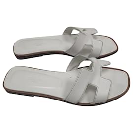 Hermès-Hermès Oran Flat Slides in White Leather-White,Cream