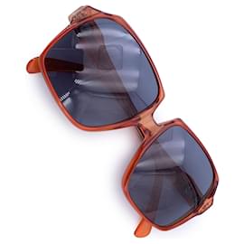 Yves Saint Laurent-Vintage Red Oversize Sunglasses ARMANDIA 52/18-Red