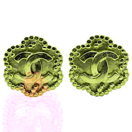 Chanel-Chanel Gold Gold Plated CC Flower Clip On Earrings-Golden
