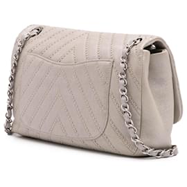 Chanel-Chanel Silver Medium Chevron Calfskin Stud Wars Flap-Silvery